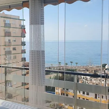 Apartamento Con Terraza A Pie De Playa Benalmadena Exterior photo