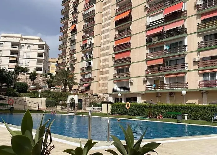 Apartamento Con Terraza A Pie De Playa